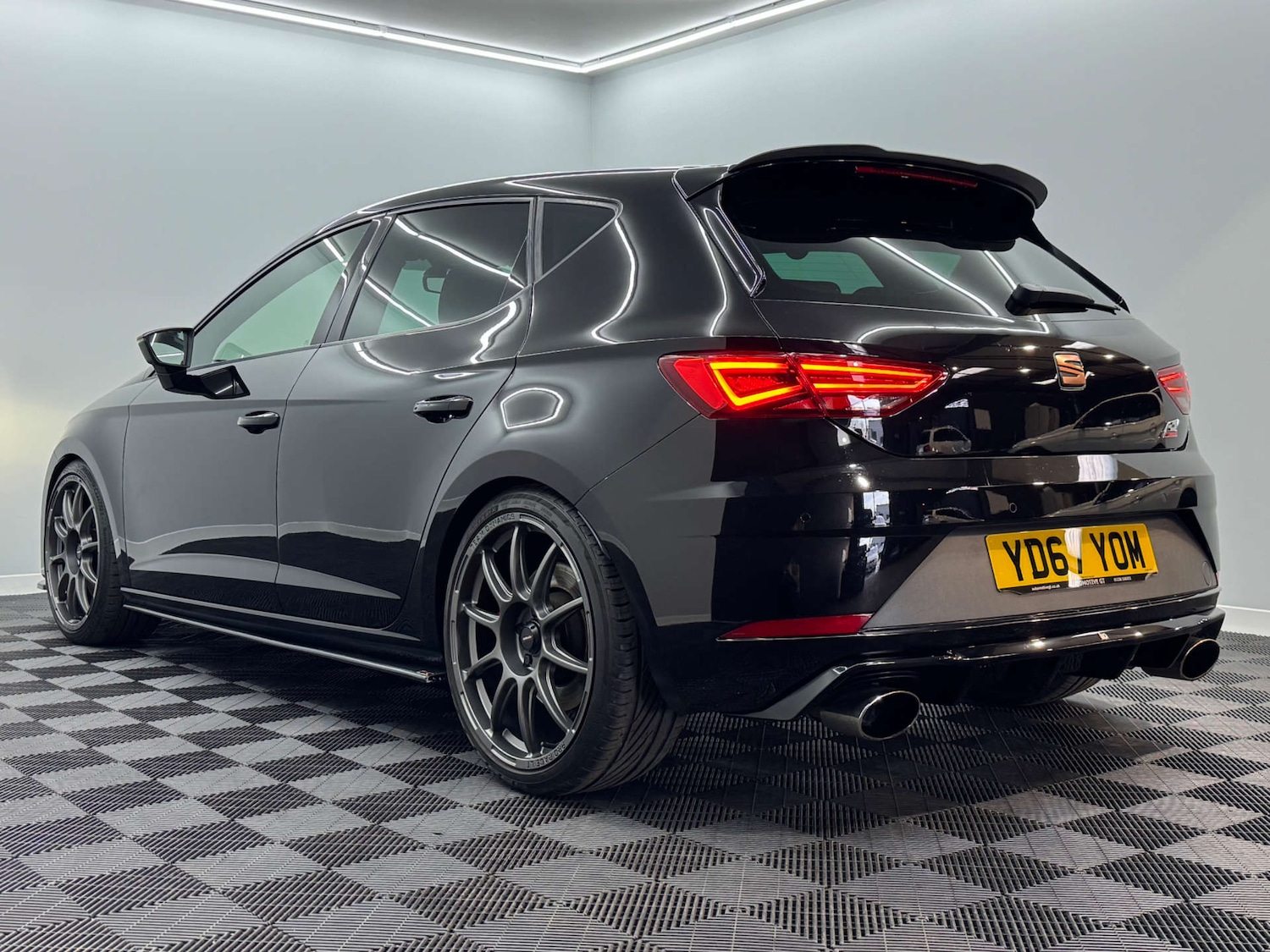 Used SEAT Leon 2017 for sale - 78068258: Photo 2