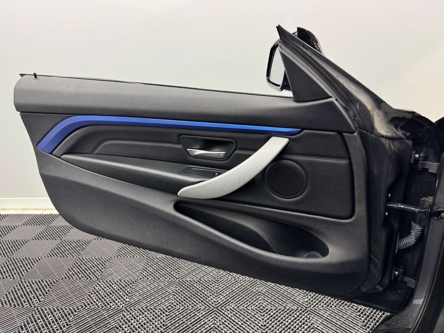 Used BMW 4 Series 2014 for sale - 78183438: Photo 32