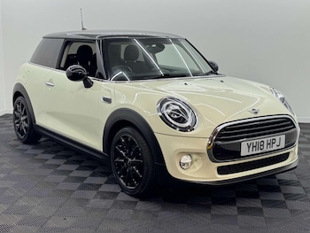Used MINI Hatch 2018 for sale - 77799334: Photo