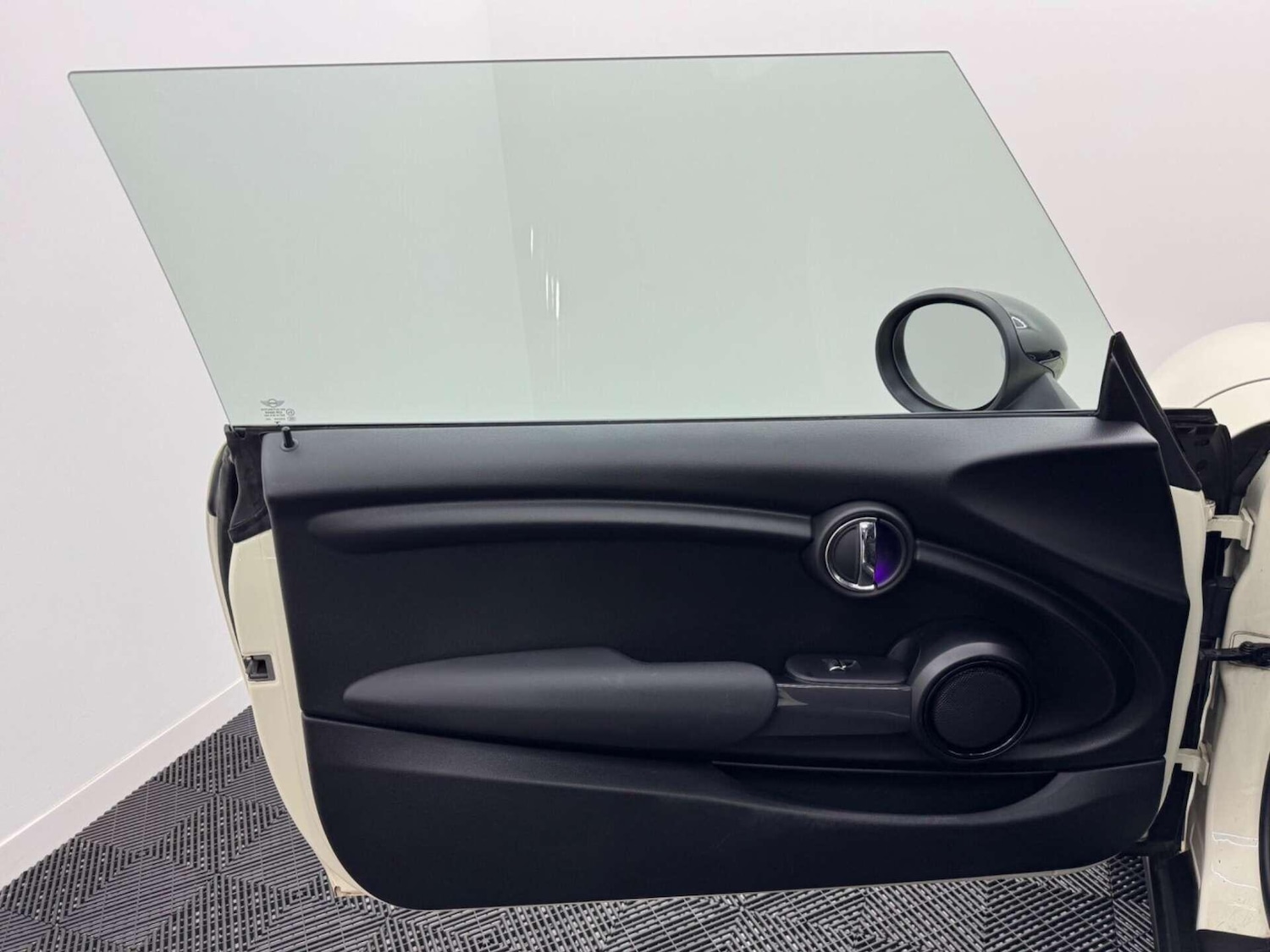 Used MINI Hatch 2018 for sale - 77799334: Photo 39