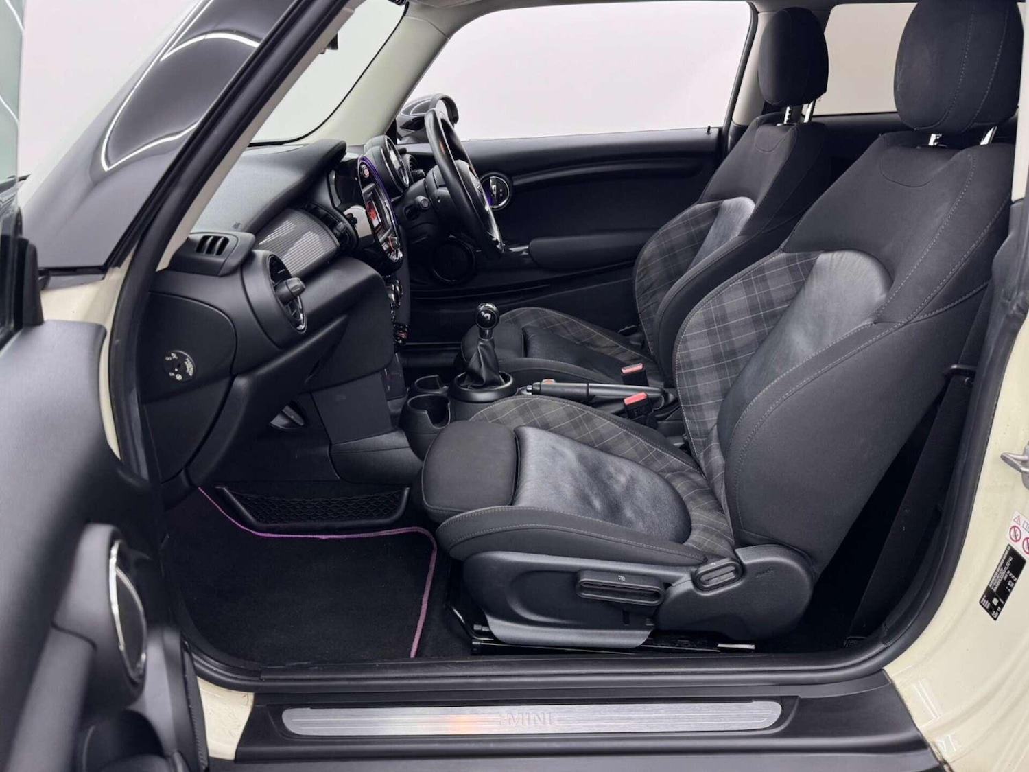 Used MINI Hatch 2018 for sale - 77799334: Photo 45