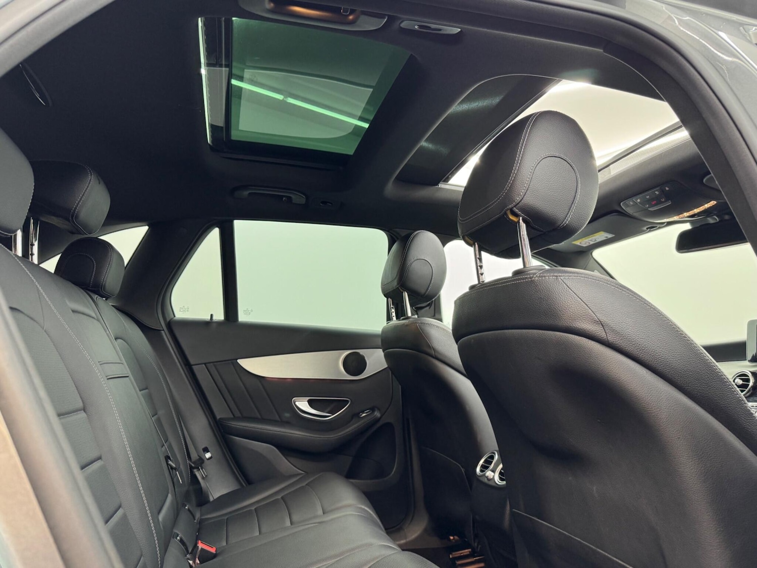 Used Mercedes-Benz GLC 2016 for sale - 76714851: Photo 15