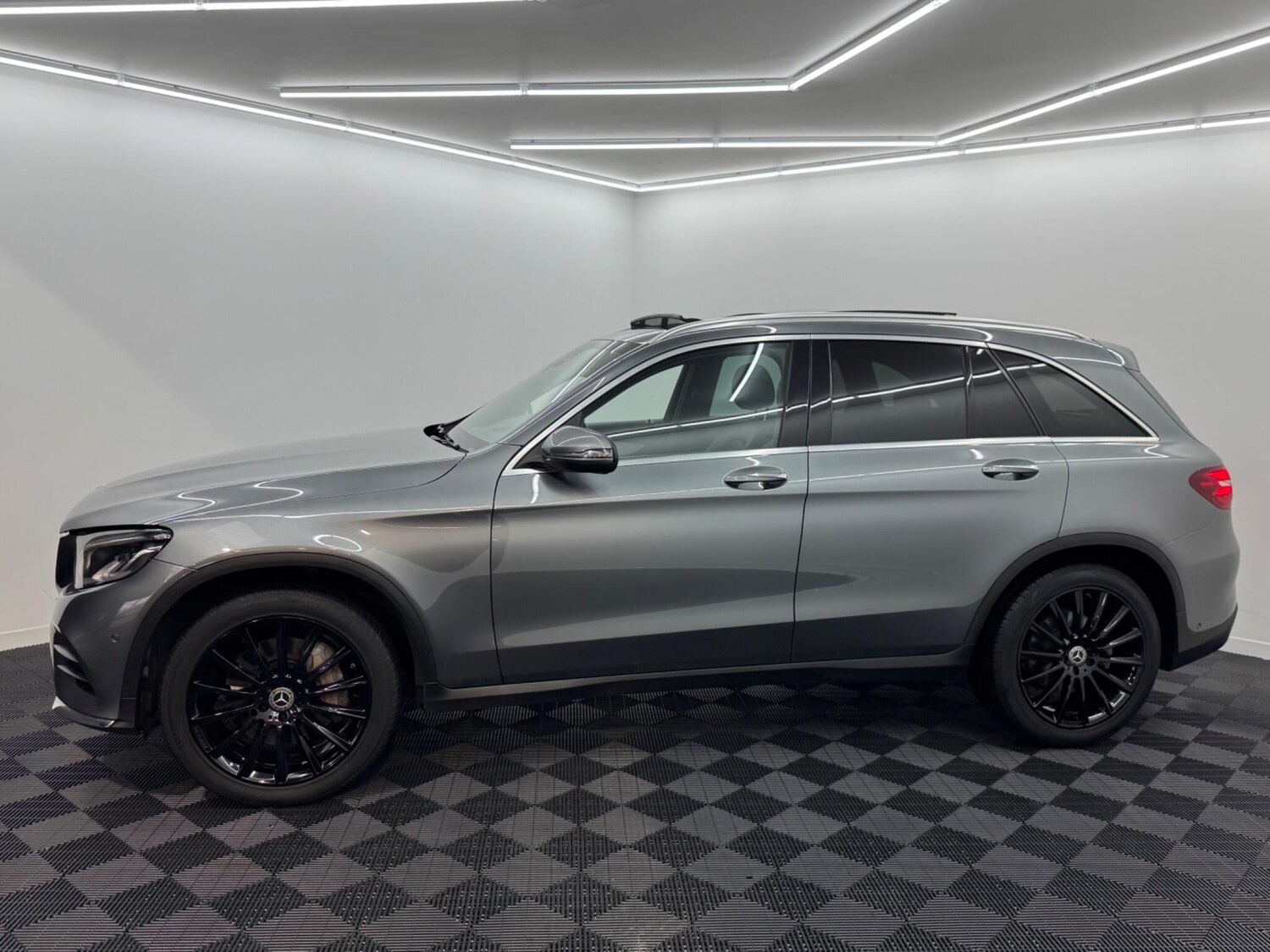 Used Mercedes-Benz GLC 2016 for sale - 76714851: Photo 24