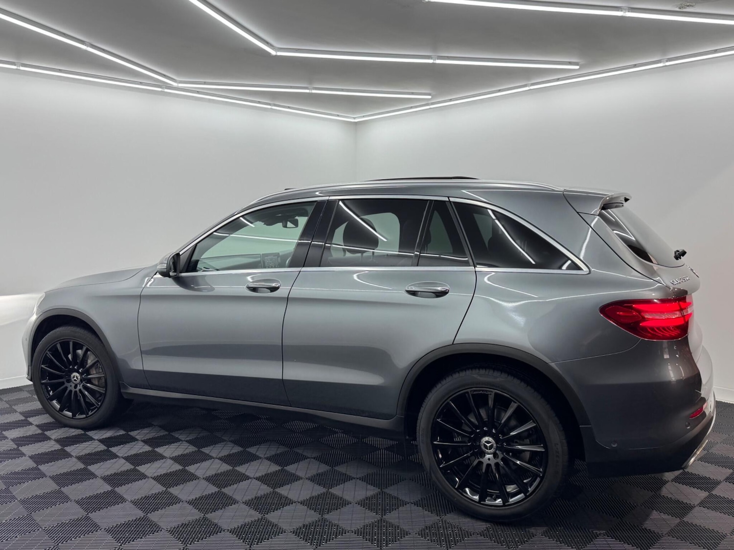 Used Mercedes-Benz GLC 2016 for sale - 76714851: Photo 25