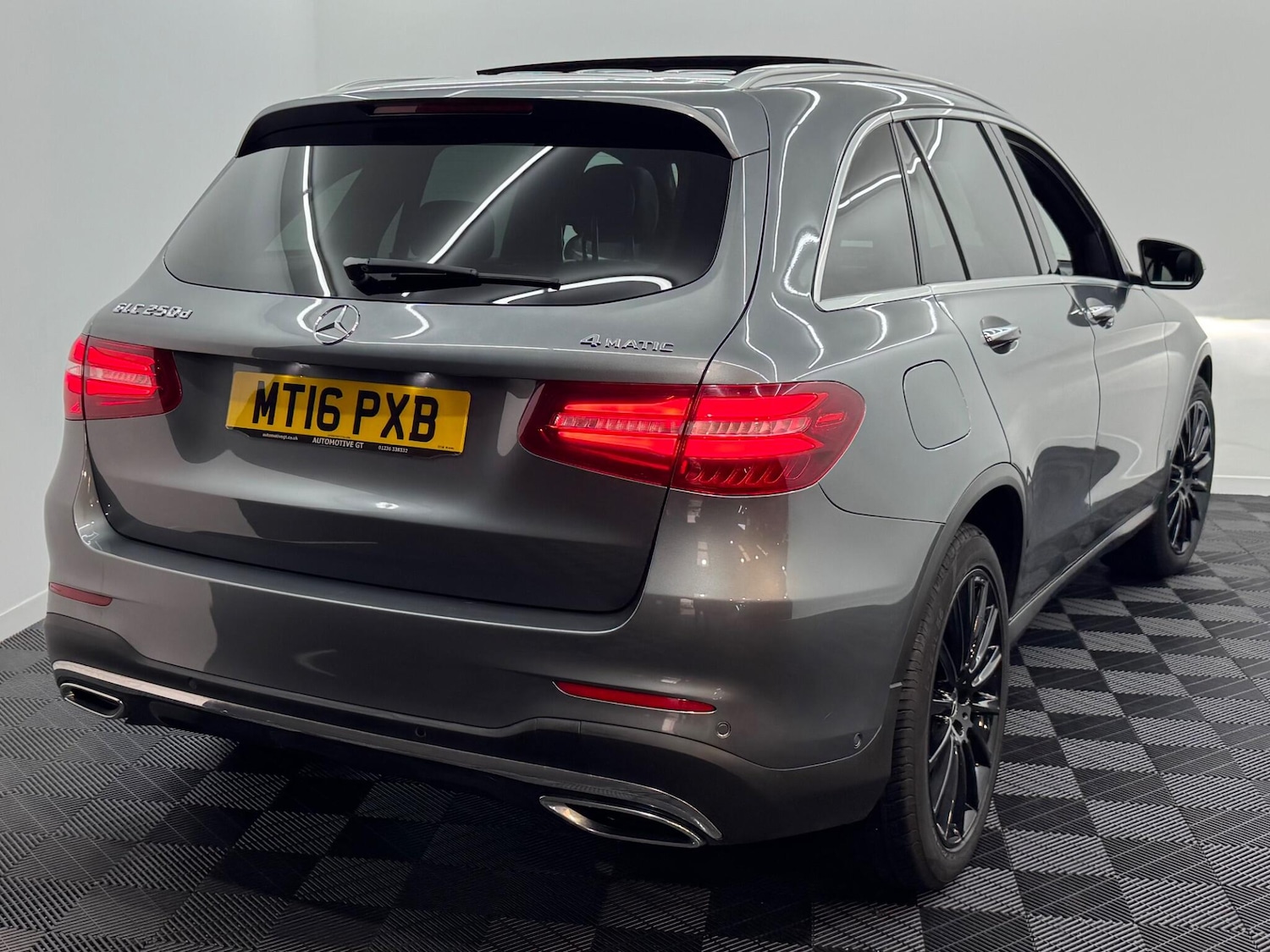 Used Mercedes-Benz GLC 2016 for sale - 76714851: Photo 27