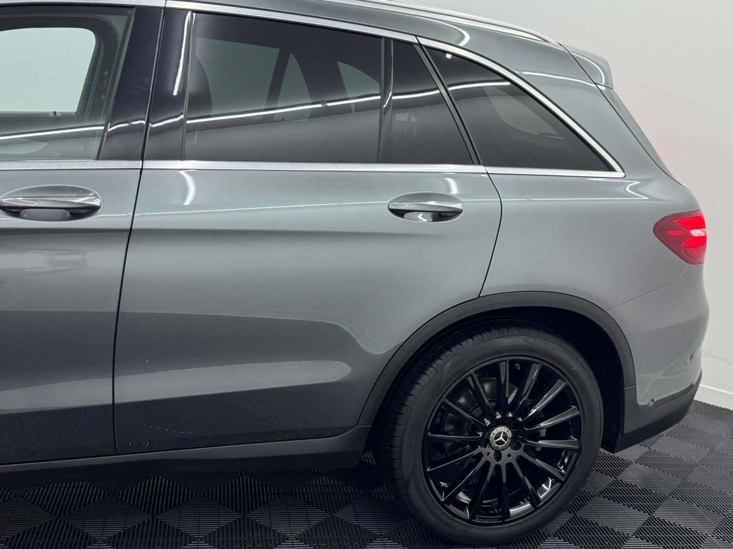 Used Mercedes-Benz GLC 2016 for sale - 76714851: Photo 47