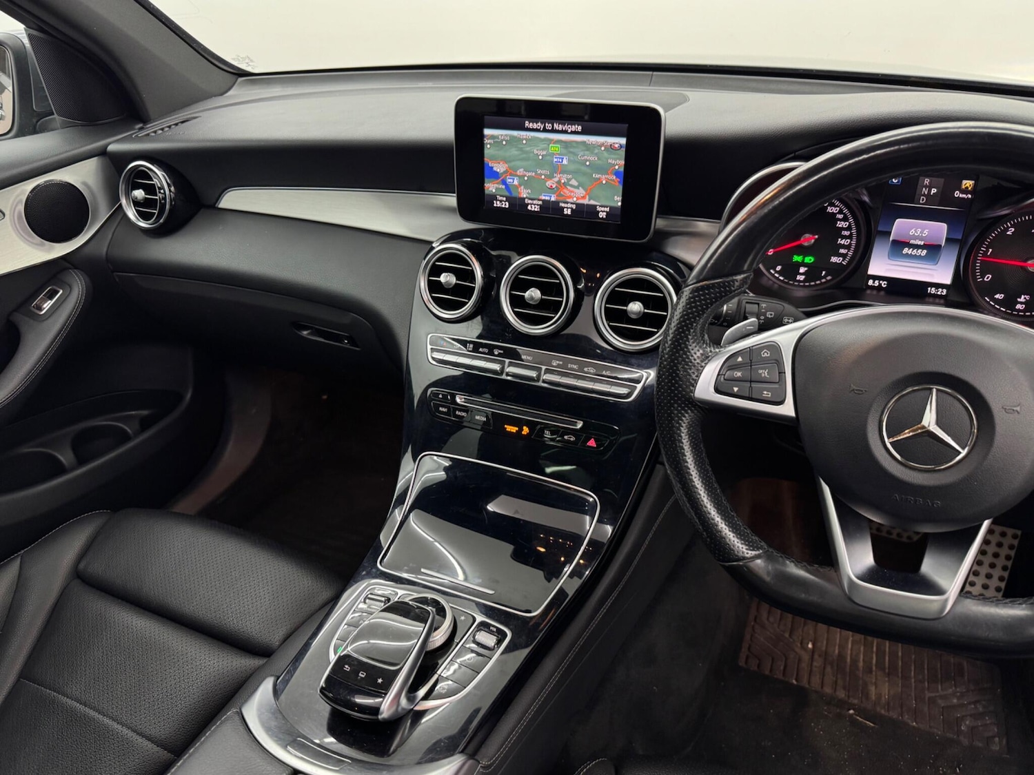 Used Mercedes-Benz GLC 2016 for sale - 76714851: Photo 8