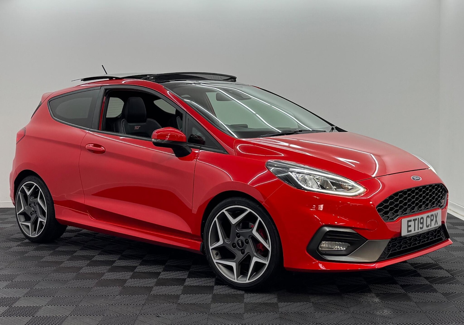 Used Ford Fiesta 2019 for sale - 76688726: Photo 15