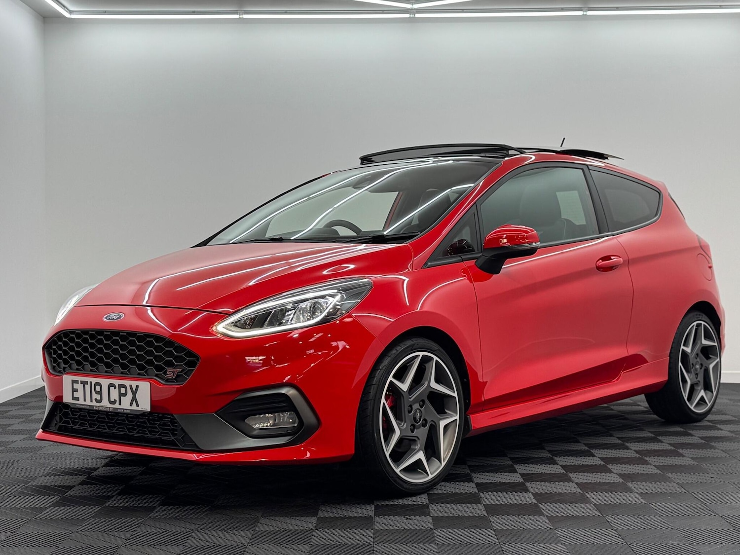 Used Ford Fiesta 2019 for sale - 76688726: Photo 24