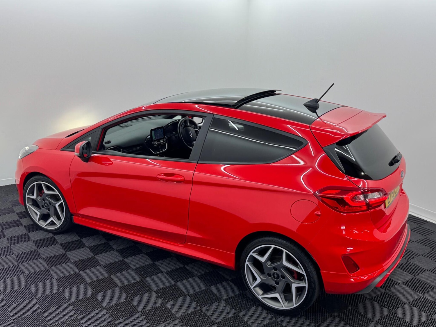 Used Ford Fiesta 2019 for sale - 76688726: Photo 27