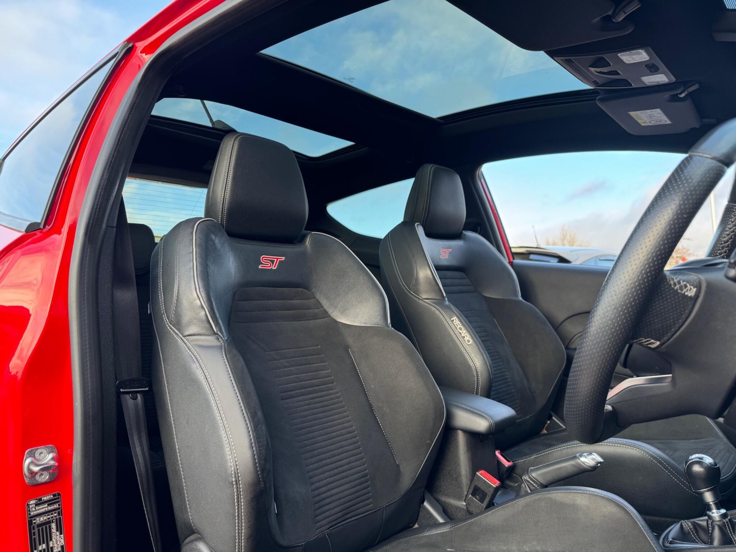 Used Ford Fiesta 2019 for sale - 76688726: Photo 3