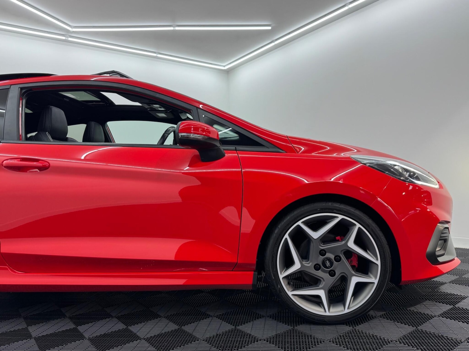 Used Ford Fiesta 2019 for sale - 76688726: Photo 32