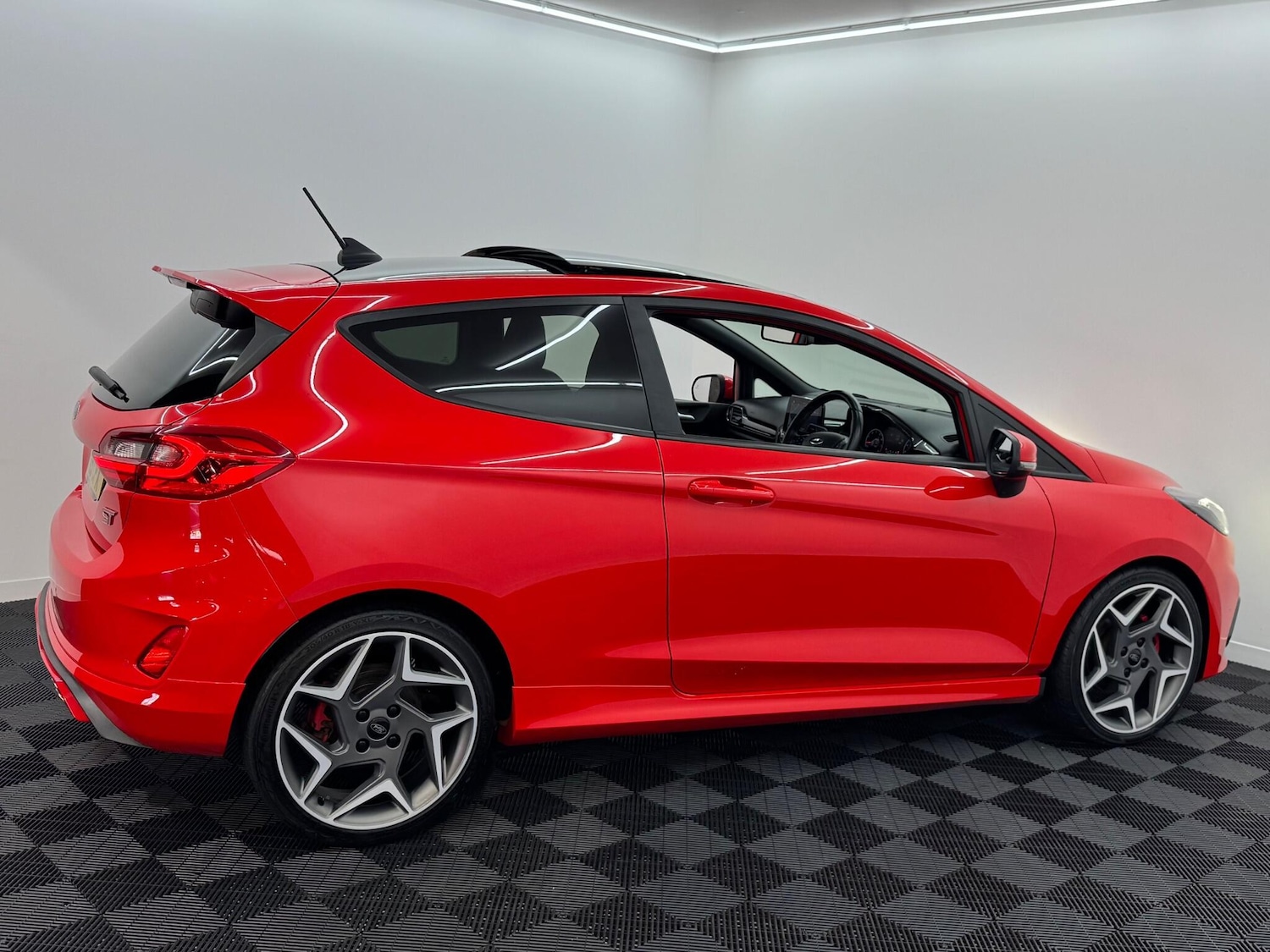 Used Ford Fiesta 2019 for sale - 76688726: Photo 34