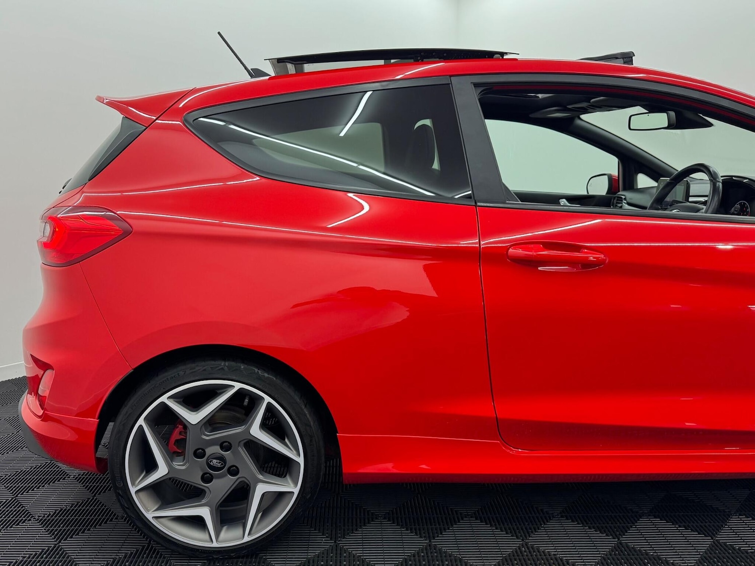 Used Ford Fiesta 2019 for sale - 76688726: Photo 78