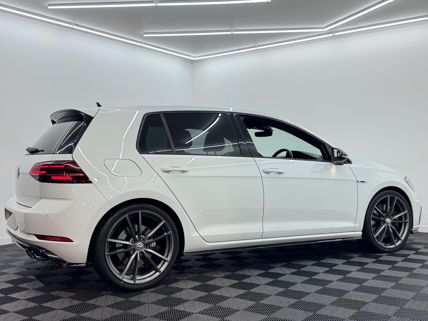 Used Volkswagen Golf 2019 for sale - 76671229: Photo 38