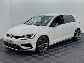 Used Volkswagen Golf 2019 for sale - 76671229: Photo