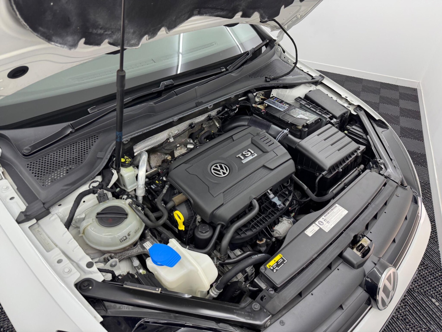 Used Volkswagen Golf 2019 for sale - 76671229: Photo 58