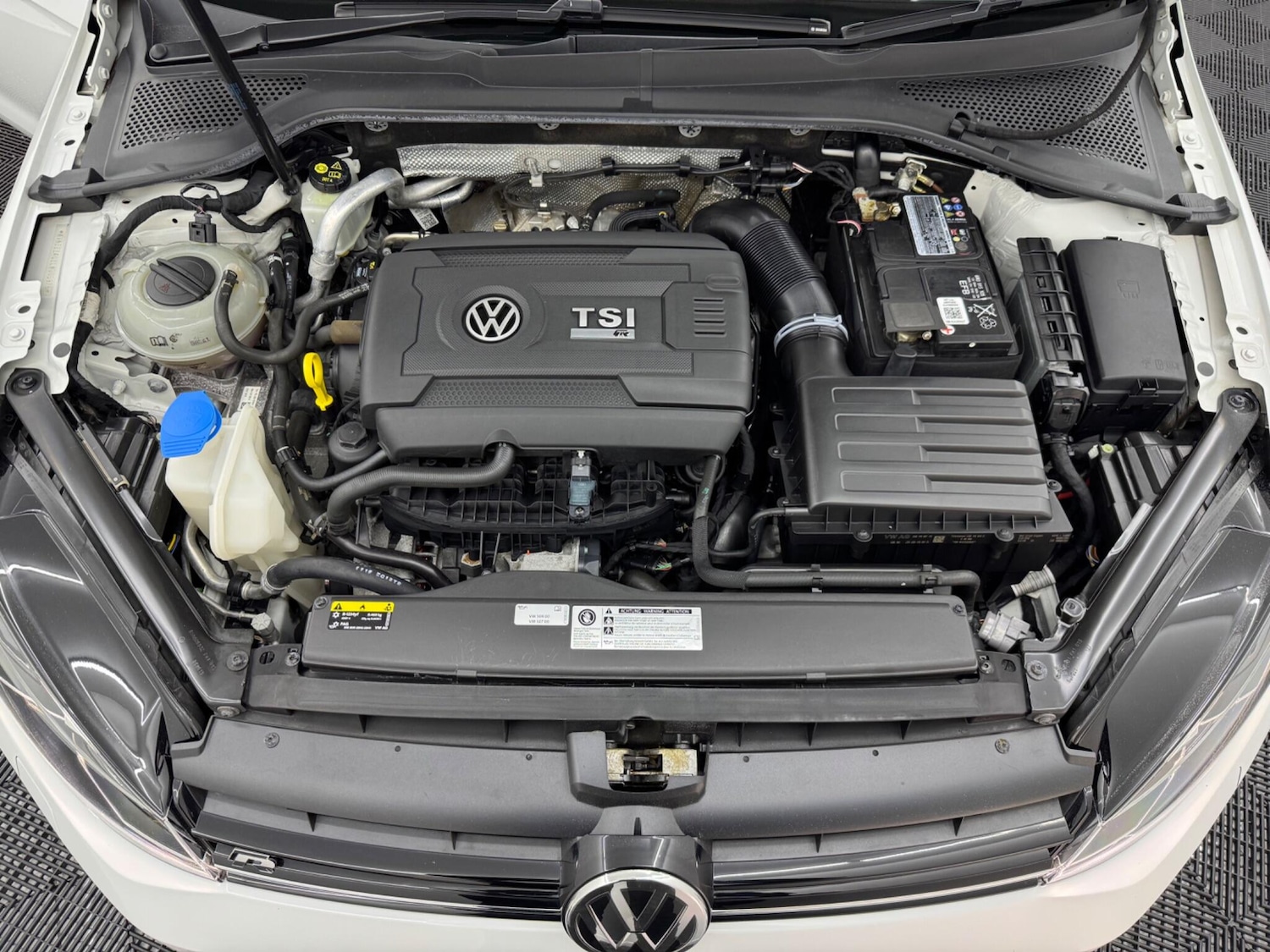 Used Volkswagen Golf 2019 for sale - 76671229: Photo 59