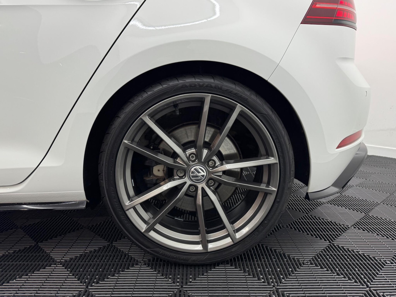 Used Volkswagen Golf 2019 for sale - 76671229: Photo 65