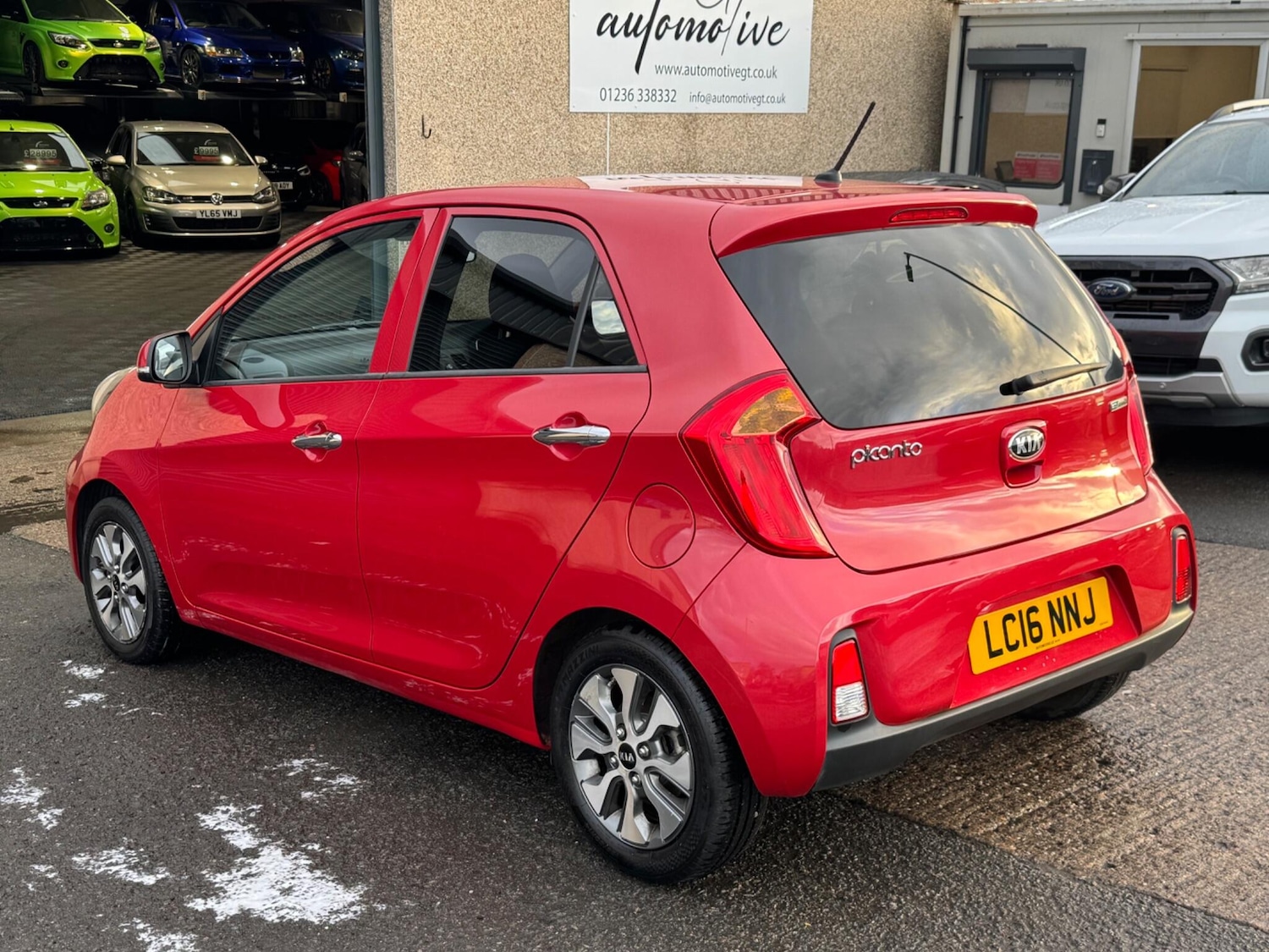 Used Kia Picanto 2016 for sale - 76336666: Photo 2