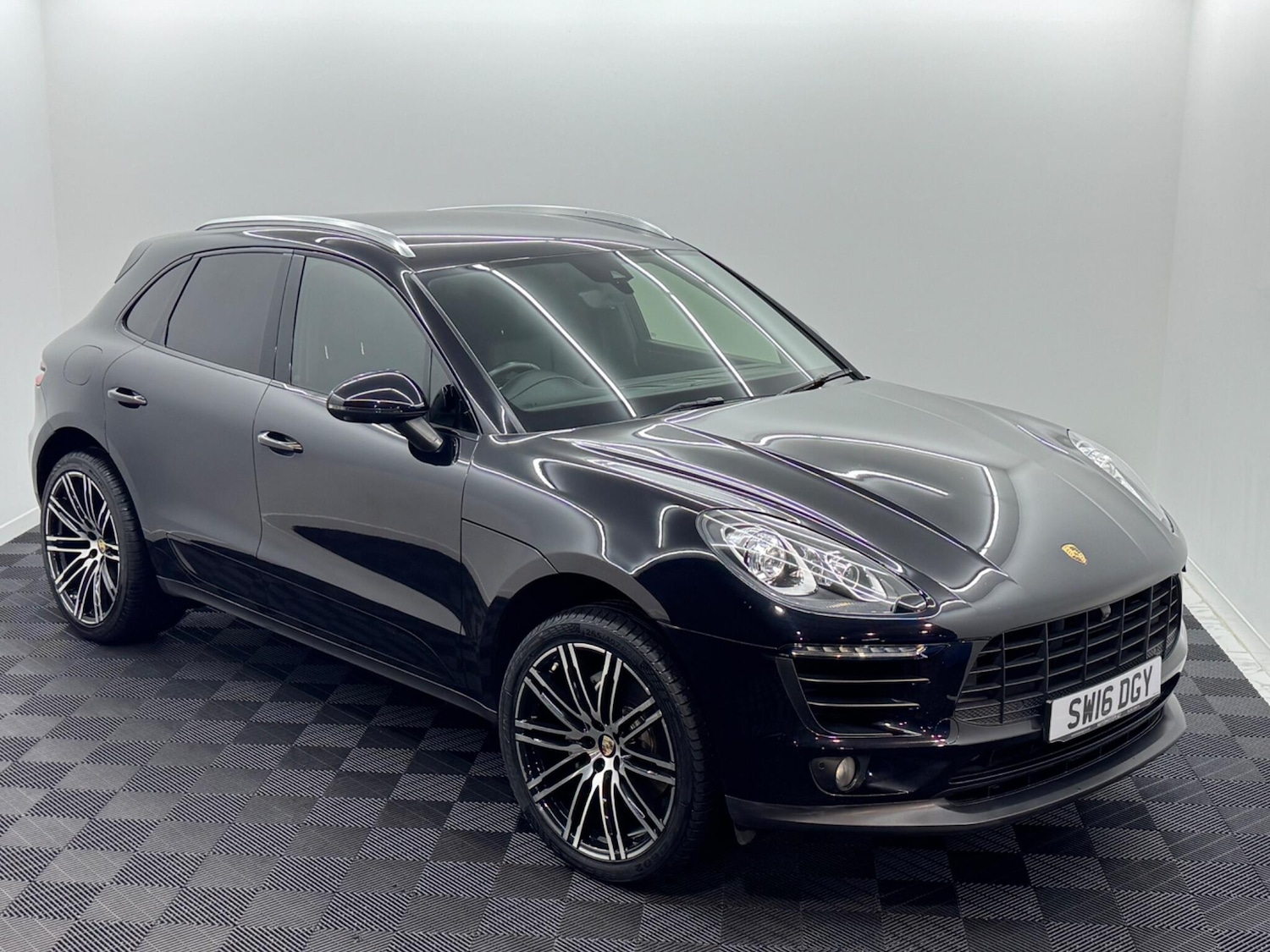 Used Porsche Macan 2016 for sale - 76498675: Photo 29