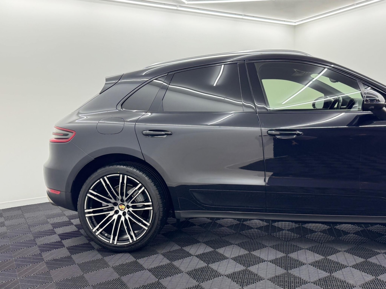 Used Porsche Macan 2016 for sale - 76498675: Photo 30