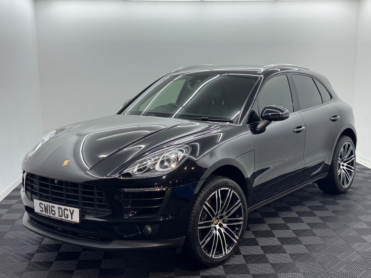 Used Porsche Macan 2016 for sale - 76498675: Photo 5