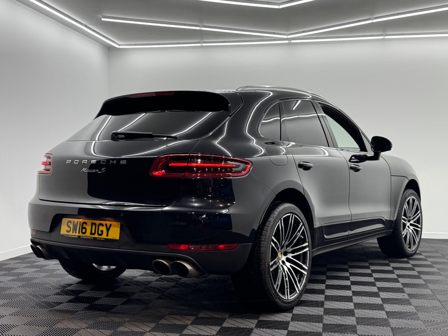 Used Porsche Macan 2016 for sale - 76498675: Photo 6