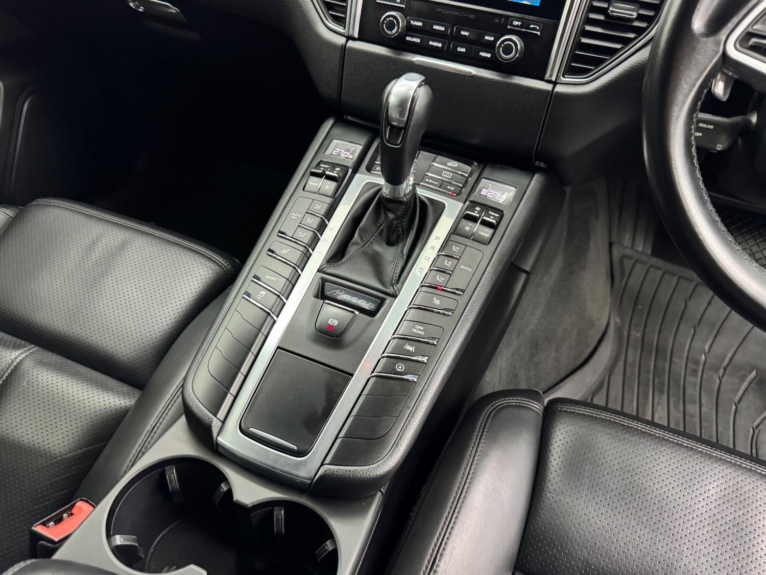 Used Porsche Macan 2016 for sale - 76498675: Photo 90