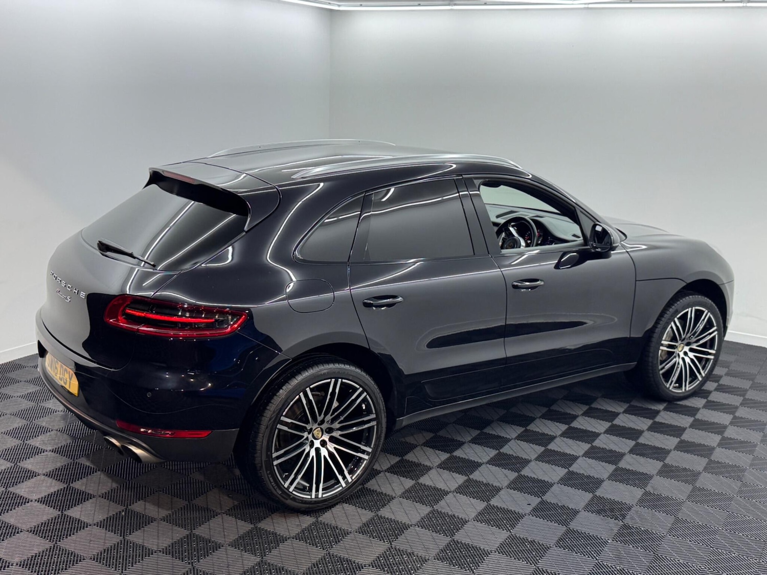 Used Porsche Macan 2016 for sale - 76498675: Photo 98