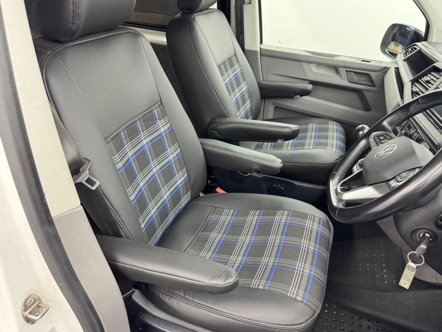 Used Volkswagen Transporter 2023 for sale - 76633985: Photo 32