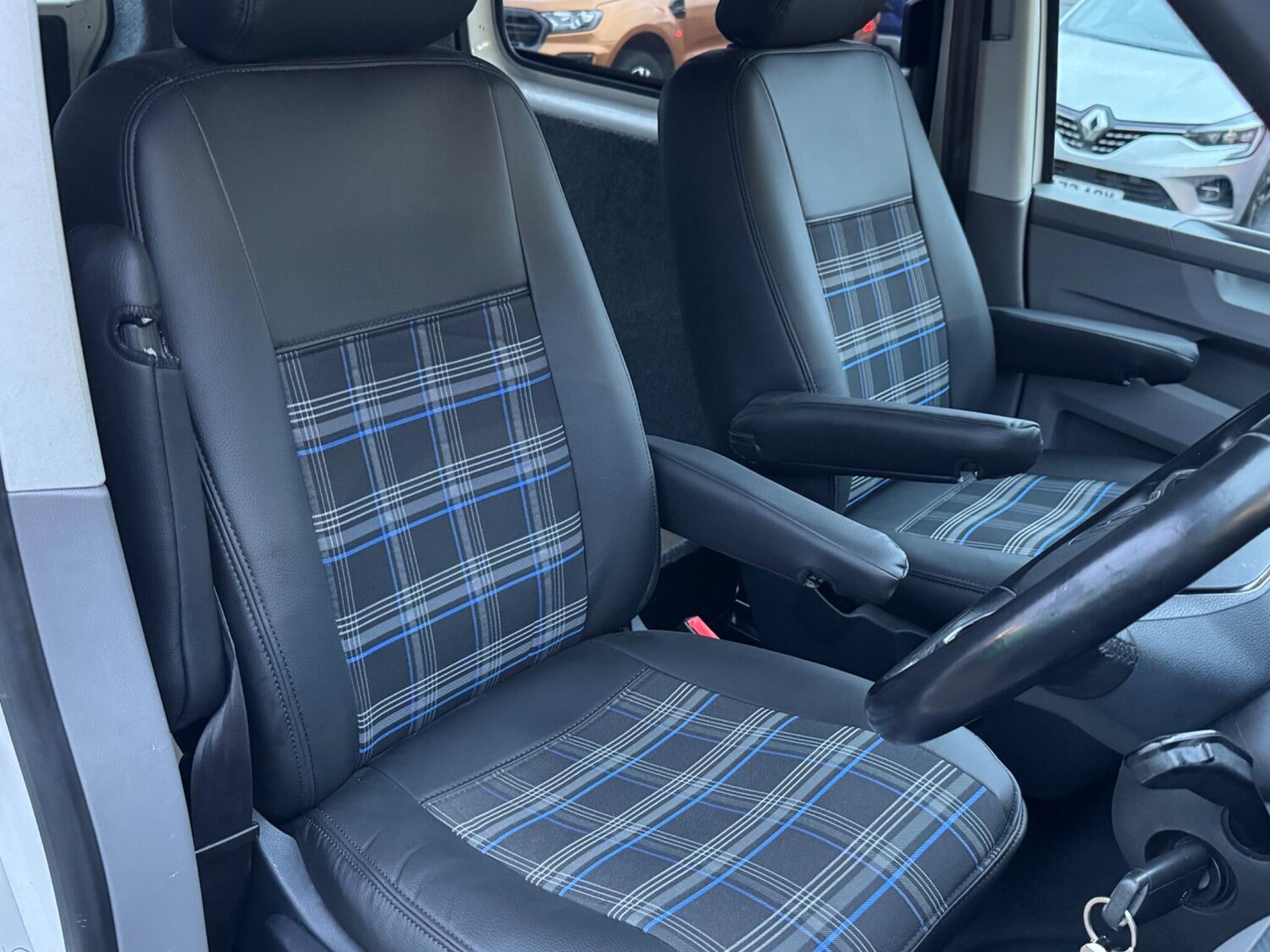 Used Volkswagen Transporter 2023 for sale - 76633985: Photo 36