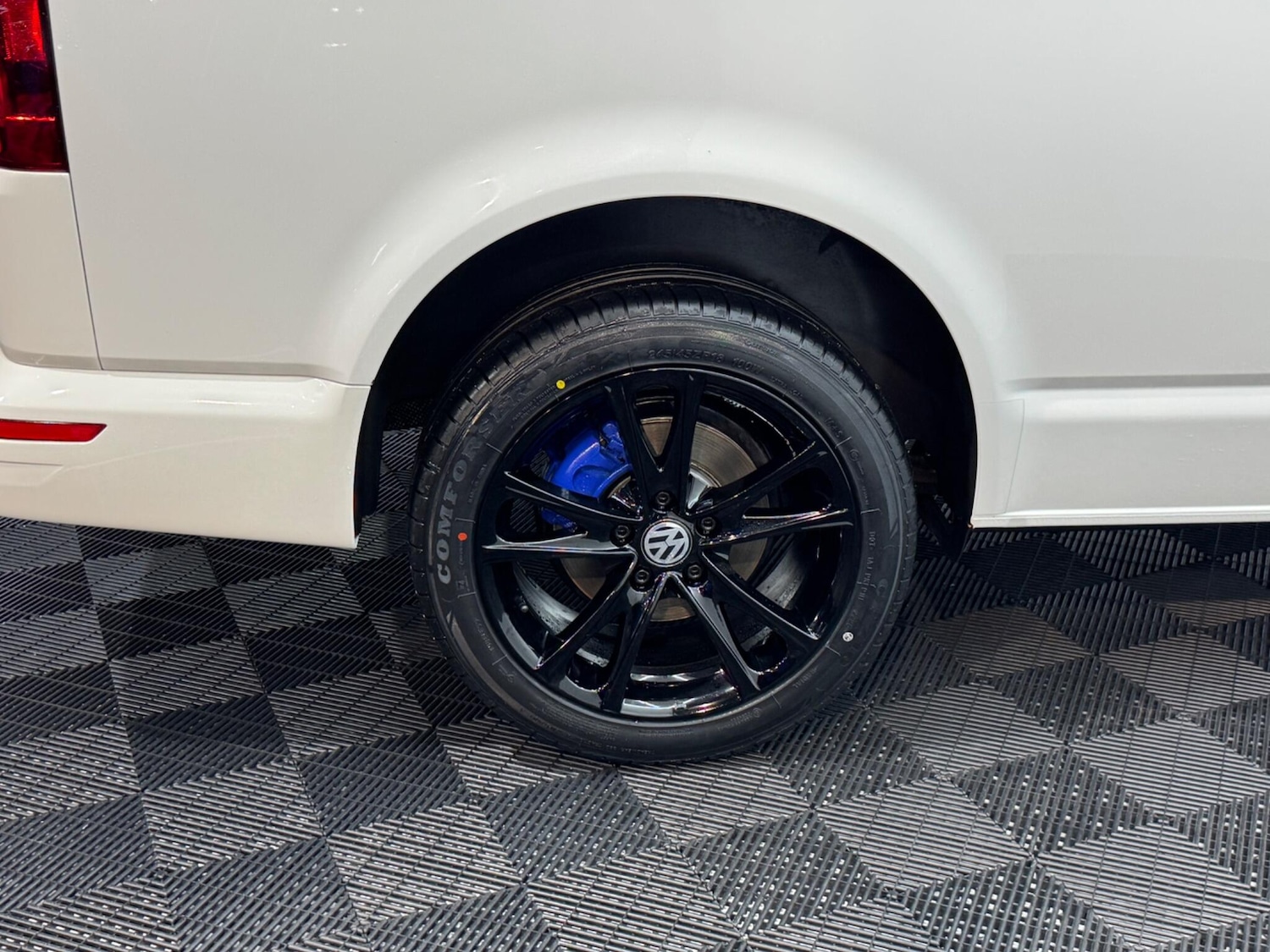 Used Volkswagen Transporter 2023 for sale - 76633985: Photo 41