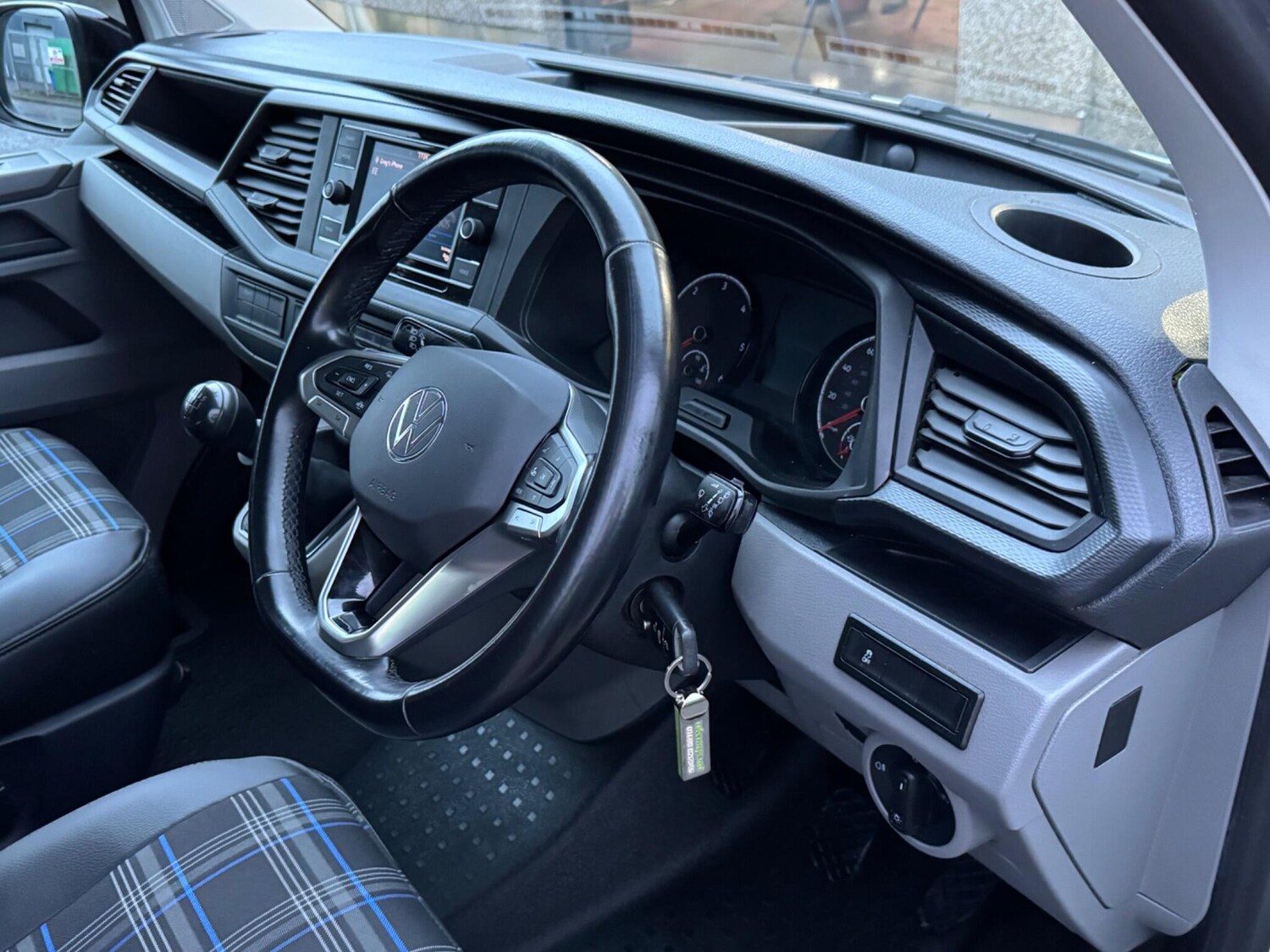 Used Volkswagen Transporter 2023 for sale - 76633985: Photo 48