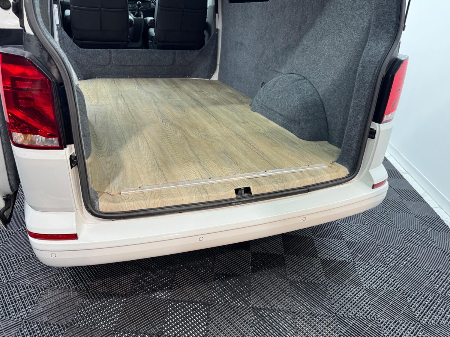 Used Volkswagen Transporter 2023 for sale - 76633985: Photo 83