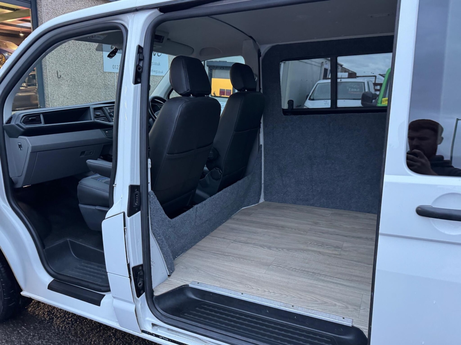 Used Volkswagen Transporter 2023 for sale - 76633985: Photo 88