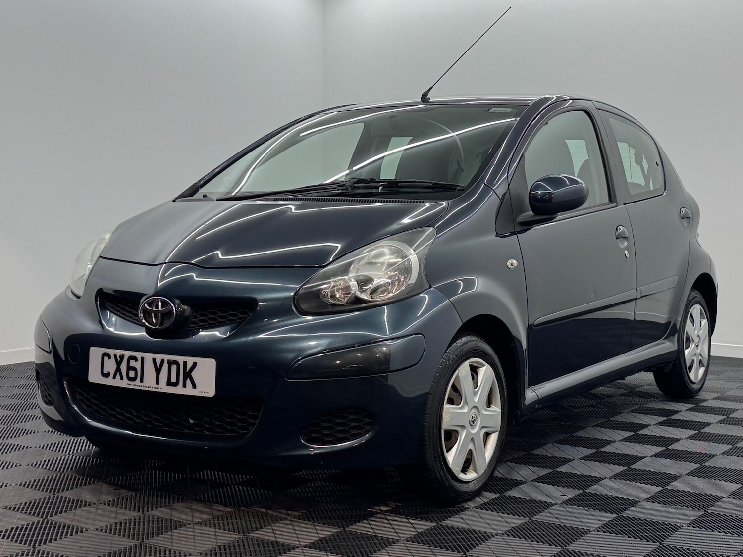 Used Toyota AYGO for sale - 77279755: Photo 12