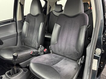 Used Toyota AYGO 2011 for sale - 77279755: Photo