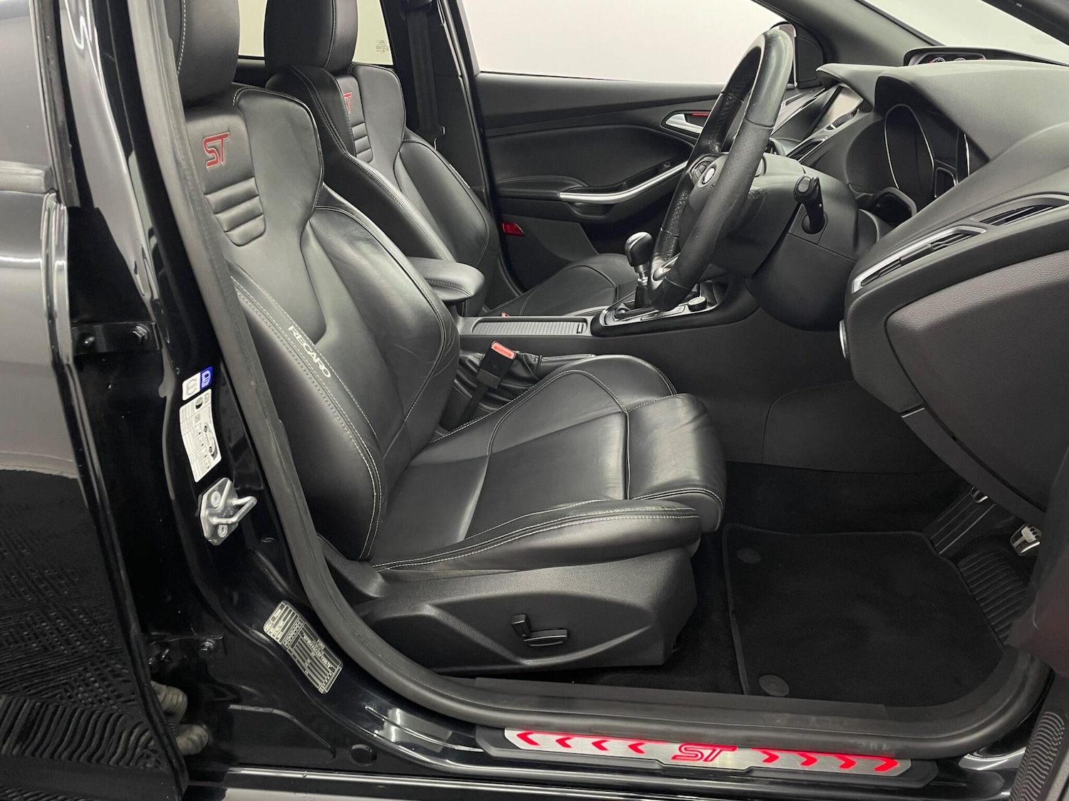 Used Ford Focus 2015 for sale - 76108578: Photo 28