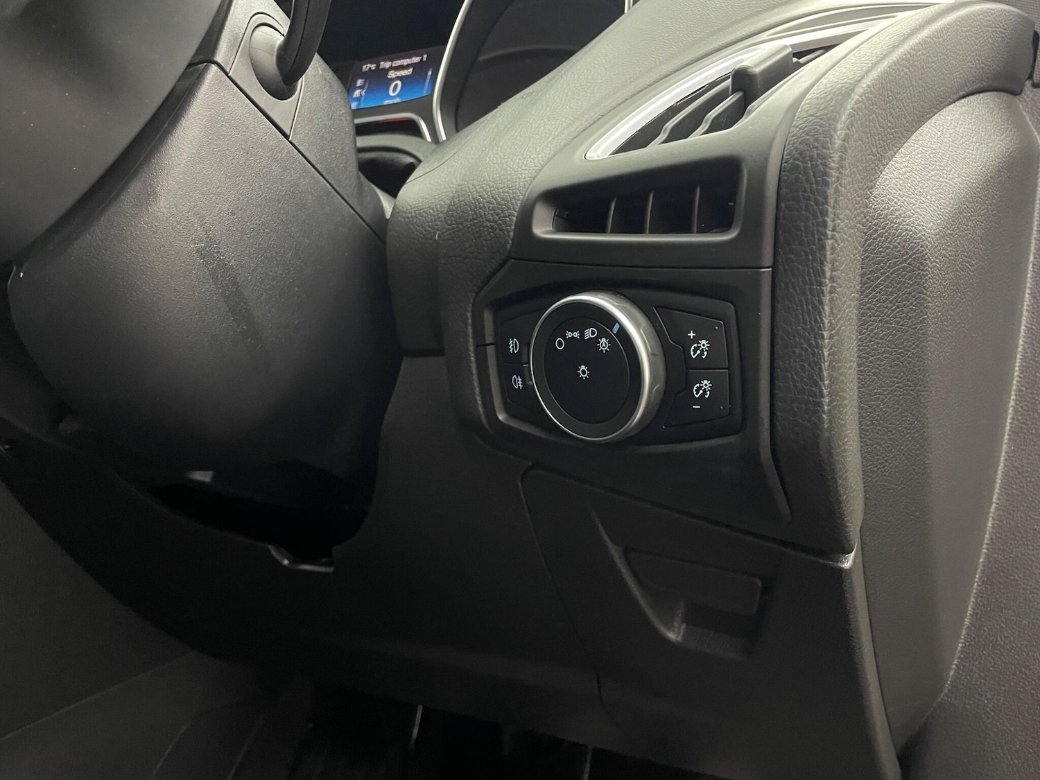 Used Ford Focus 2015 for sale - 76108578: Photo 34