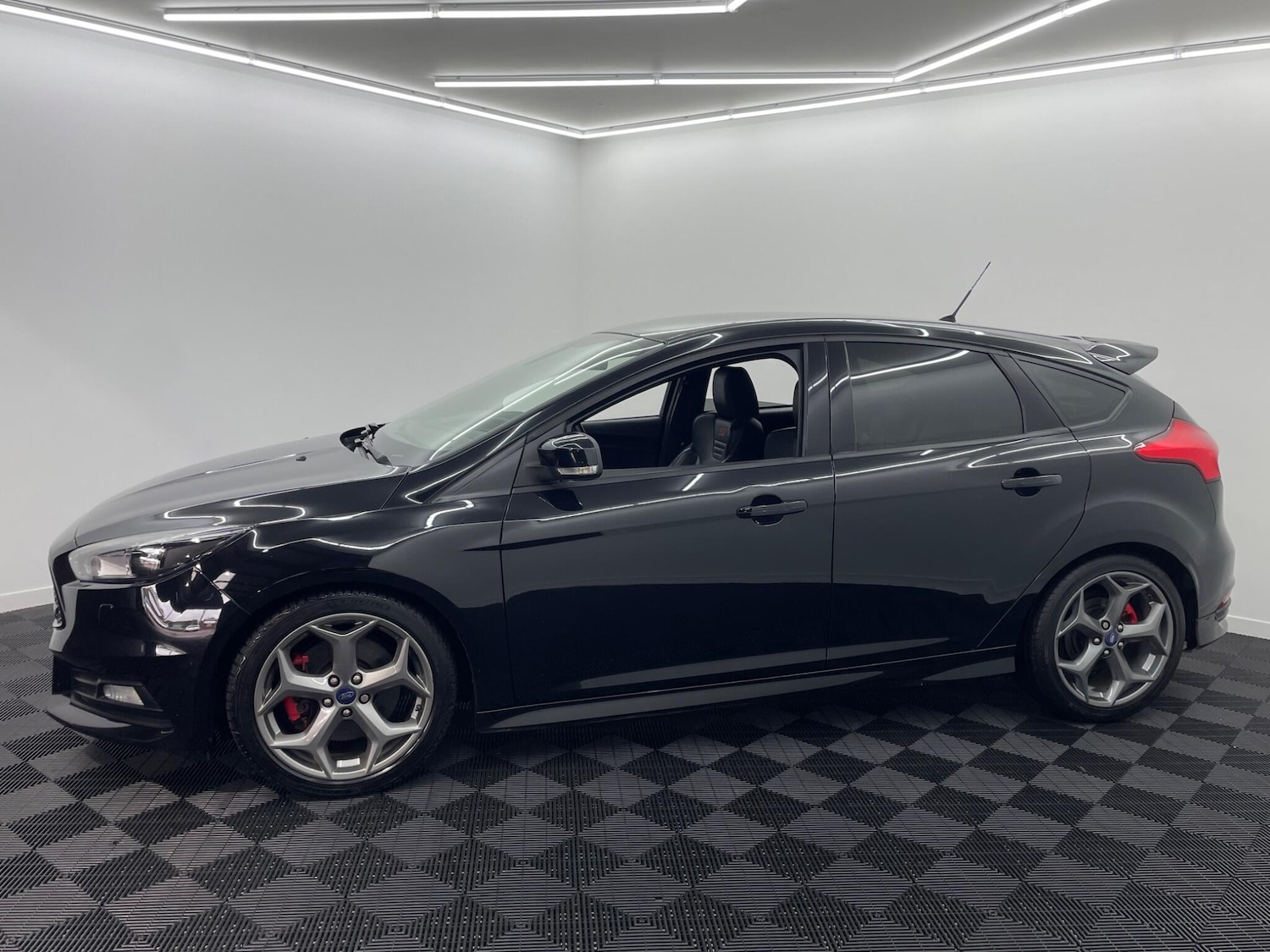 Used Ford Focus 2015 for sale - 76108578: Photo 50
