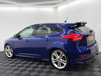 Used Ford Focus 2016 for sale - 76912733: Photo