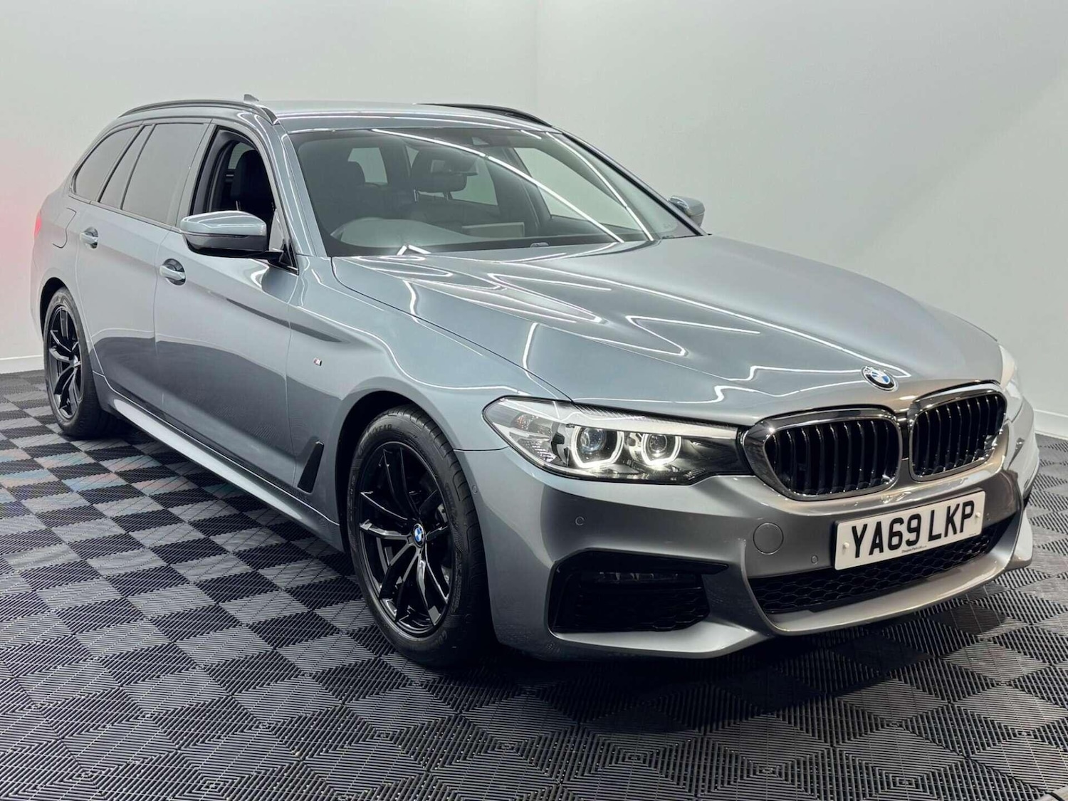 Used BMW 5 Series for sale - 77705109: Photo 16