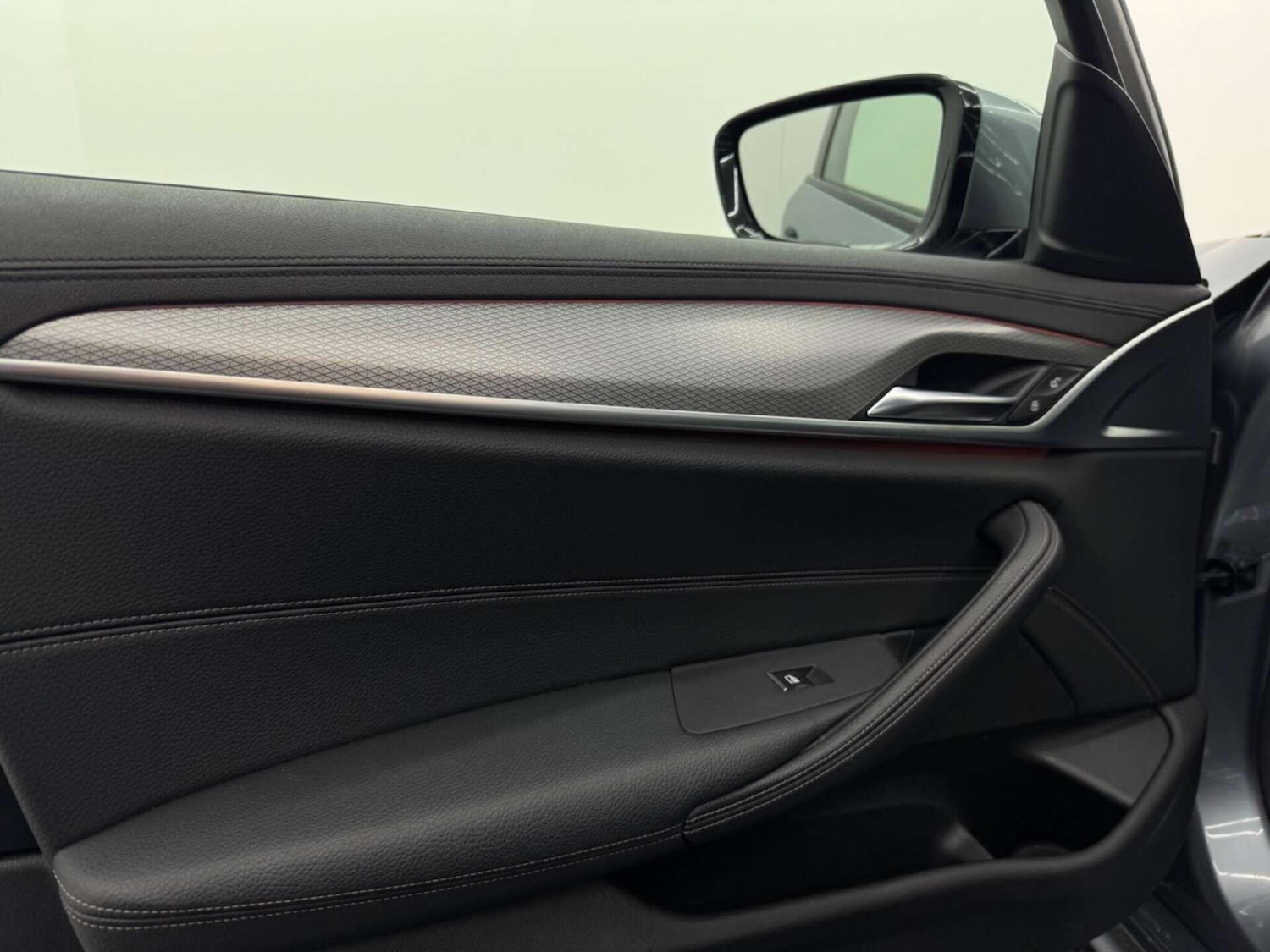 Used BMW 5 Series for sale - 77705109: Photo 40