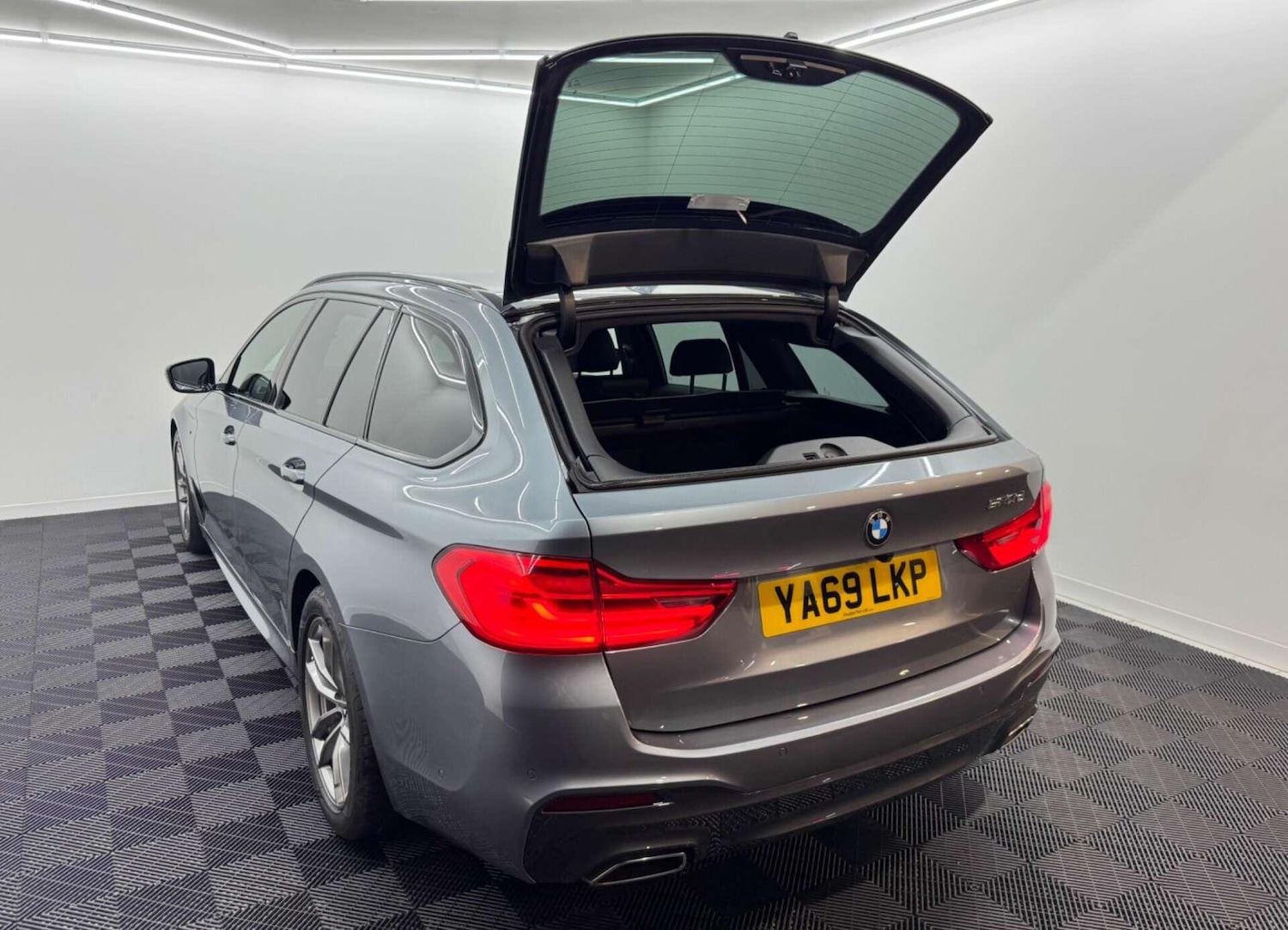 Used BMW 5 Series for sale - 77705109: Photo 59