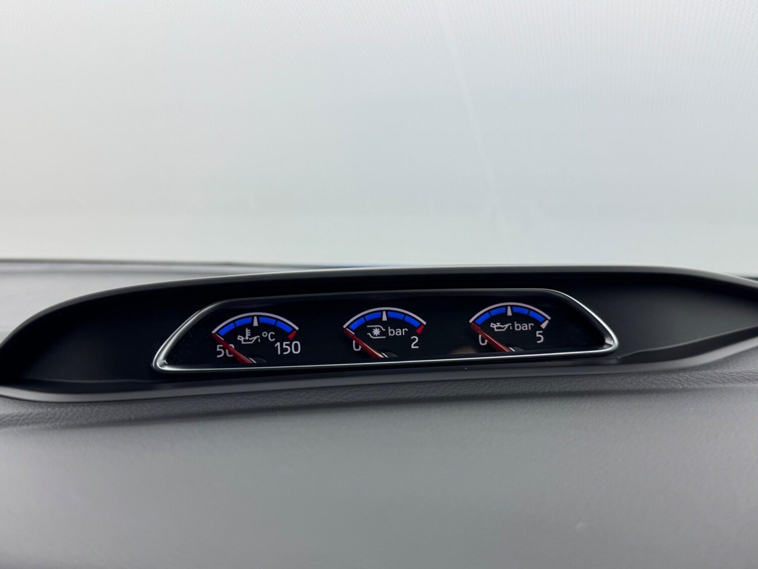 Vehicle 83