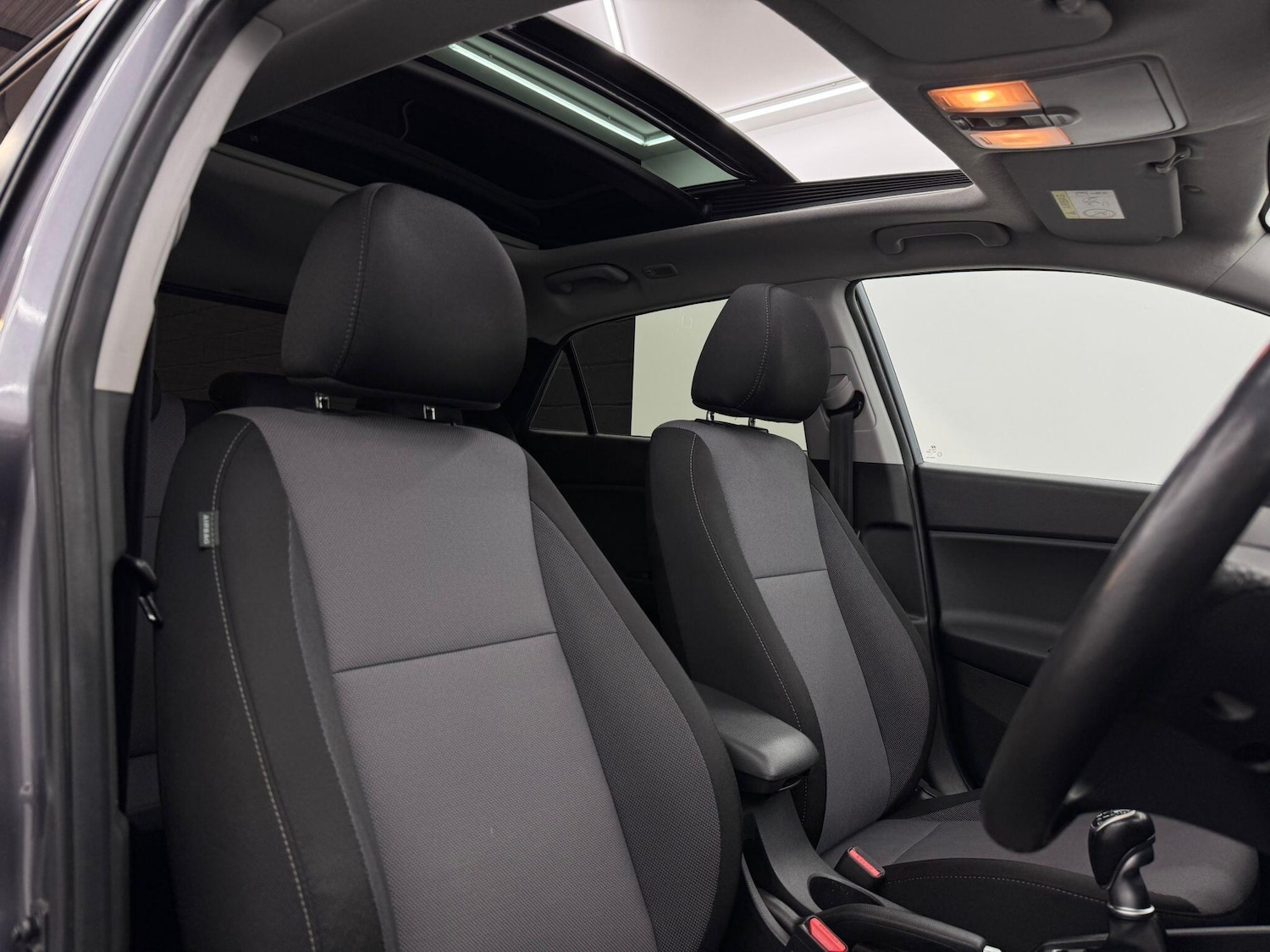 Used Hyundai i20 2018 for sale - 76043077: Photo 51