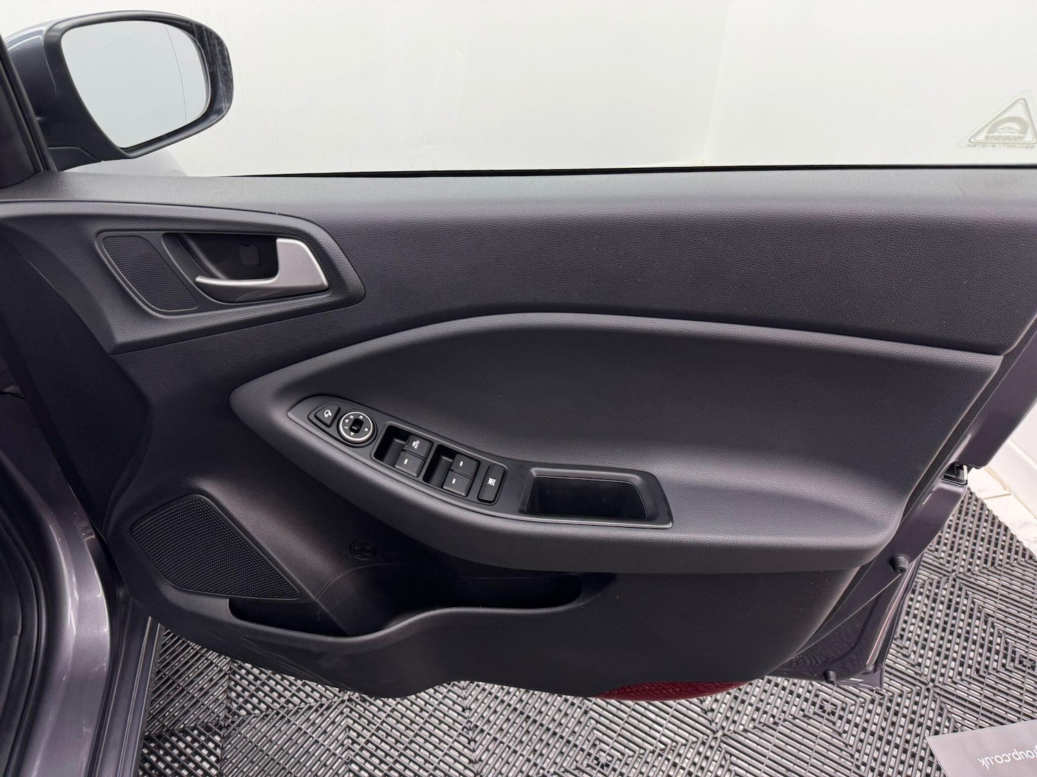 Used Hyundai i20 2018 for sale - 76043077: Photo 54