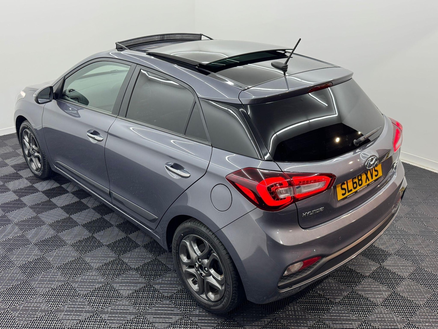 Used Hyundai i20 2018 for sale - 76043077: Photo 59