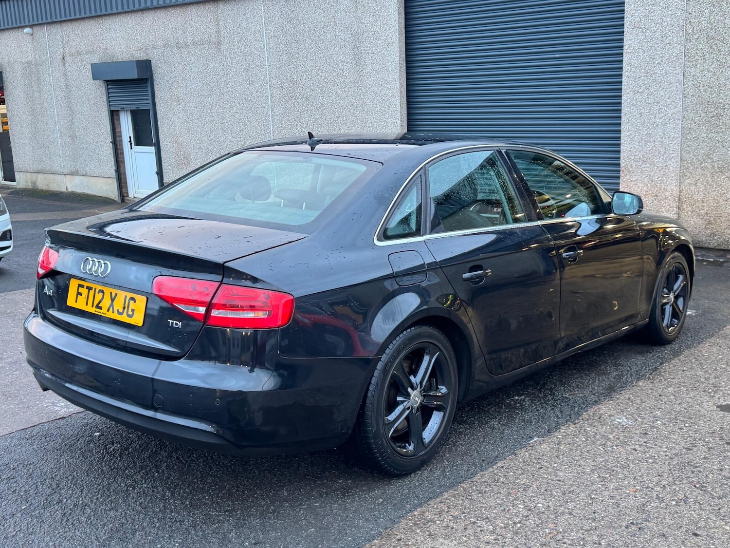 Used Audi A4 2012 for sale - 77425367: Photo 2